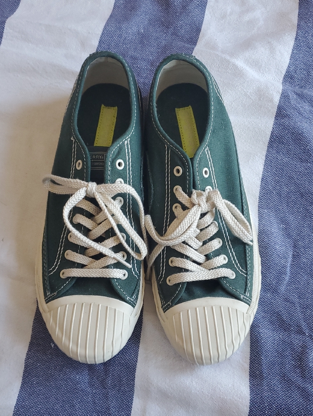 Never Worn Sperry Top Sider Green Lowtops